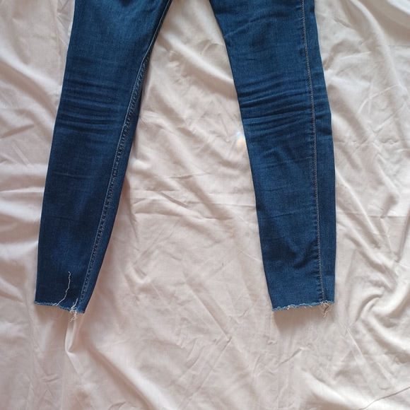 Hollister Women's High Rise Jean Leggings - Picture 2 of 6